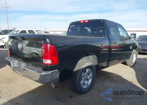 2024 Ram 1500 Classic Slt 4X2 6'4 Box z USA, uszkodzony, nr VIN 1C6RR6GG9RS122674